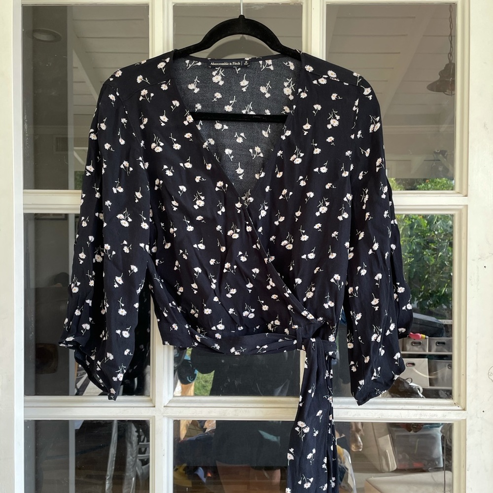 Wrap top